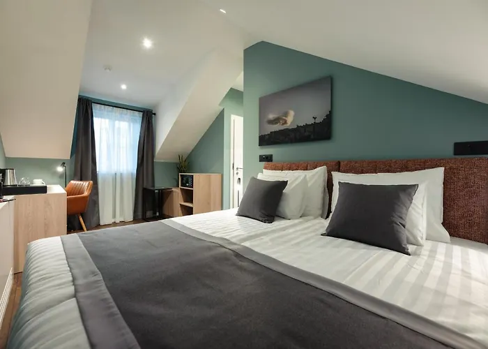 Camera Hotel 4*