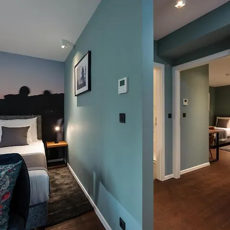 Camera Hotel Otel 4*