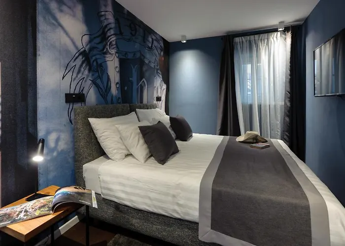 Camera Hotel Hotel 4*