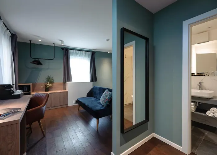Camera Hotel Hotel 4*