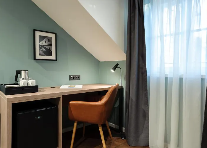 Camera Hotel 4* Split